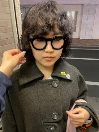 ミディアム mio ／ハイトーンのヘアスタイル