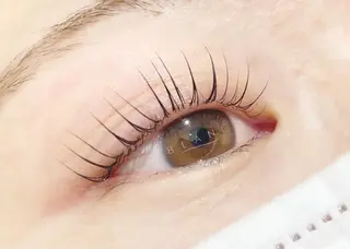 マツエク・マツパ Eyelash Salon Blancイオンモール高岡店所属・Blanc高岡店 柴原ななせのマツエク・マツパデザイン
