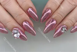 ネイル 神田 ココナッツのネイルデザイン