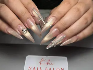 ネイル 💕鈴木ユリ パラジェル/オフ無料のネイルデザイン