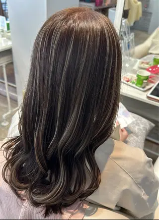 ロング カラー 池袋𓏲𓎨RINA ・ReFa取扱店のヘアスタイル
