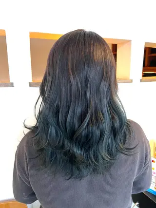 セミロング 佐藤 茉実のヘアスタイル