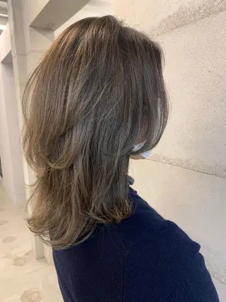 ミディアム カラー 透明感/オリーブ/ グレージュ/YUKAのヘアスタイル