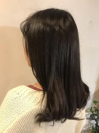 セミロング 勝沼 佑季のヘアスタイル