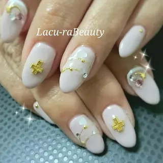 ネイル 小顔と腸の専門店 ラクーラビューティのエステ・リラクイメージ