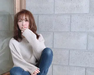 ミディアム 岡崎/髪質改善/ ハイトーン/鈴木進のヘアスタイル