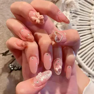 ネイル も りのネイルデザイン