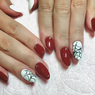 ネイル THECOLORS所属・近貞 莉奈のネイルデザイン