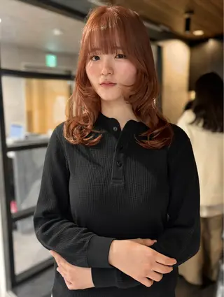 セミロング レイヤーカット/韓国 /艶髪/ダブルカラーのヘアスタイル