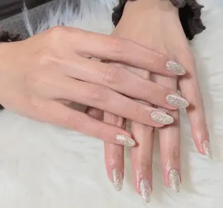 ネイル Éva nail salon所属・Éva nail MARIのネイルデザイン