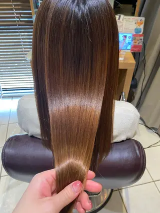 ロング パーマ ノンダメージ⭐️ 透明感カラー中田七菜のヘアスタイル