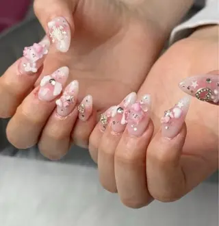 ネイル Lyna 池袋のネイルデザイン