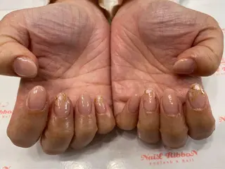 ネイル ネイルリボン 受付スタッフのネイルデザイン