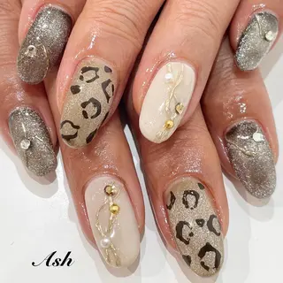 ネイル 🩵NORIKO 上品ネイルが得意🩵のネイルデザイン