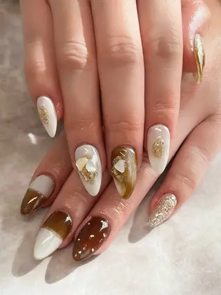 ネイル Nailsalon C.U.Eのネイルデザイン