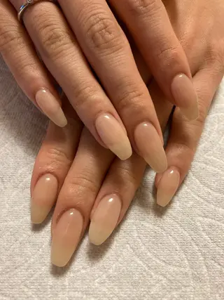 ネイル ECLAT エクラ所属・寺山 千鶴のネイルデザイン