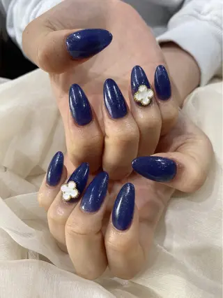 セミロング Nail  R💫 naoのネイルデザイン