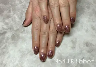 ネイル ネイルリボン 受付スタッフのネイルデザイン