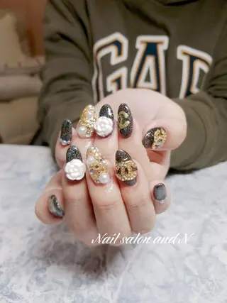 ネイル and Nのネイルデザイン