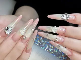 ネイル エリ🫧 nail池袋東口のネイルデザイン