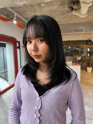 セミロング CLENN所属・井上 菜々実のヘアスタイル