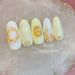 ネイル MoON...❤︎ MeGuのネイルデザイン