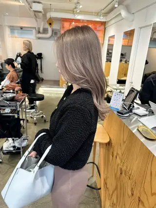 セミロング JUNYA 海外ガールヘアのヘアスタイル