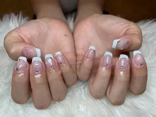 ネイル nail salon Luxury 梅田店所属・太田 侑里のネイルデザイン