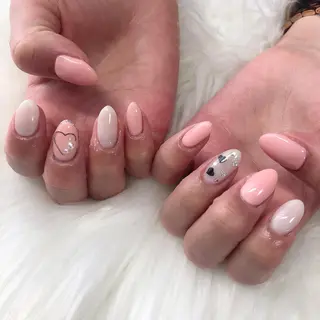 ネイル 西岡 杏のネイルデザイン