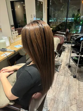 カラー SOL Matsumuraのヘアスタイル