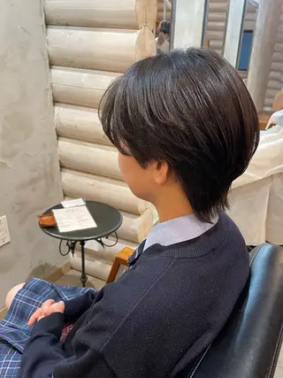 ショート 🐾及部 艶髪|艶 カラーショート|ボブのヘアスタイル