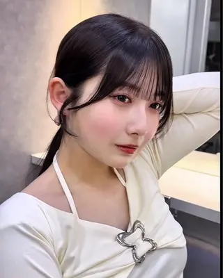 ミディアム レイヤーと顔まわり 大好き❣️関口拓馬のヘアスタイル