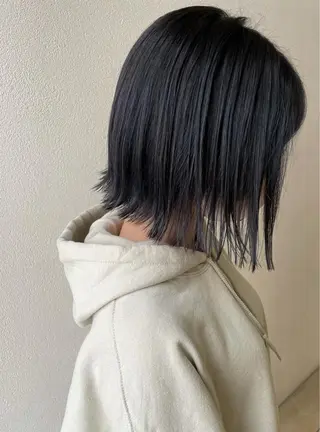 ミディアム カラー 沢田 瞳のヘアスタイル