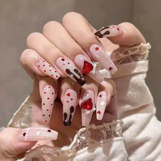 ネイル Tini ANA.CHUOのネイルデザイン