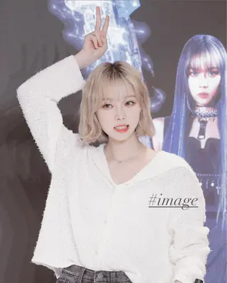 ショート 韓国ハイトーン🦋 hikariのヘアスタイル