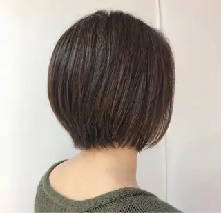 ショート ブリーチカラーボブ sayo🧸🤎のヘアスタイル