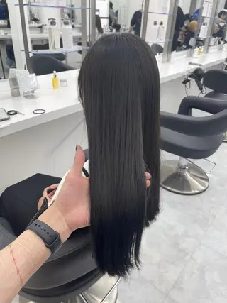 カラー 🩶透髪×モテ髪🩶 池袋SHE🏹🩶のヘアスタイル