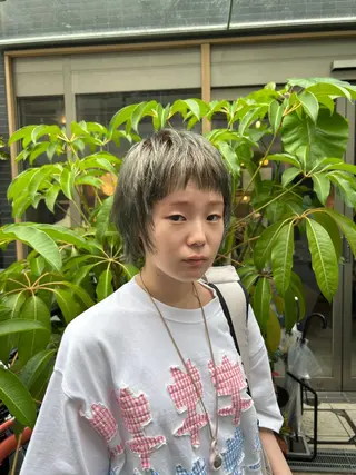 カラー 植田 瑠菜のヘアスタイル