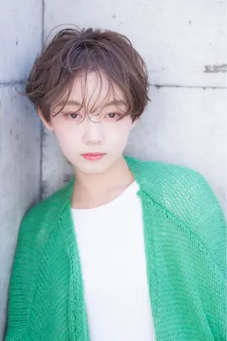 ショート カラー ヘアアレンジ ミニボブ/ブリーチ 🌈MISATOのヘアスタイル