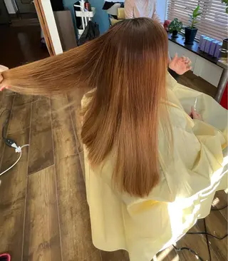 ロング 大和田 朱美のヘアスタイル