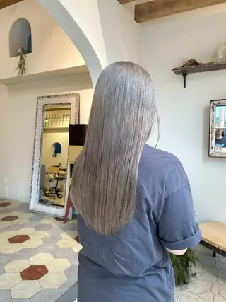 ロング 柳川沙羅 🌿透明感カラーのヘアスタイル