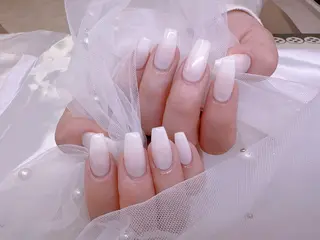 ネイル UMI ネイルサロン新宿🎀のネイルデザイン