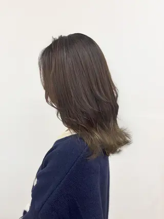セミロング カラー Atem ☀️大町店のヘアスタイル