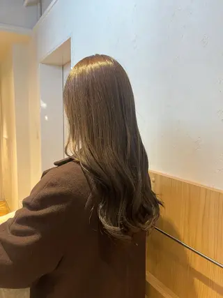 セミロング ROMA銀座店所属・小林 萌生のヘアスタイル