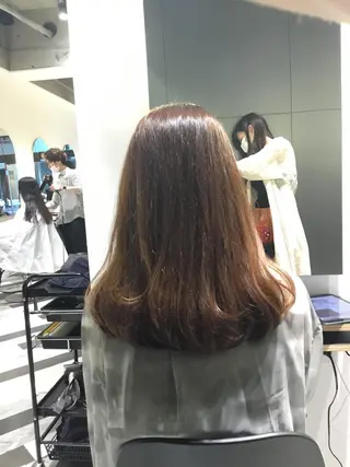 セミロング ✨あなたのお悩み解消 美容師✨TOMOKAのヘアスタイル