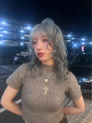 カラー YUI/レイヤー/ ハッシュカットのヘアスタイル