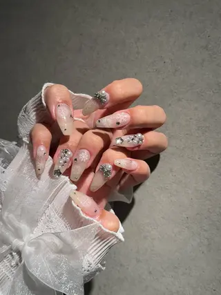 ネイル I-nailロング /ワンホン/キラキラのネイルデザイン