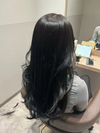 ロング SALOWIN大宮crest所属・大宮レイヤーカット× 透明感カラー　rioのヘアスタイル