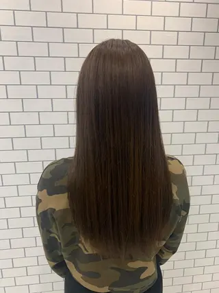 セミロング EARTH  紫竹山 🦋本間未来🦋のヘアスタイル