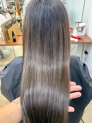 ロング パーマ 縮毛矯正/髪質改善 /韓国風　山川春輝のヘアスタイル